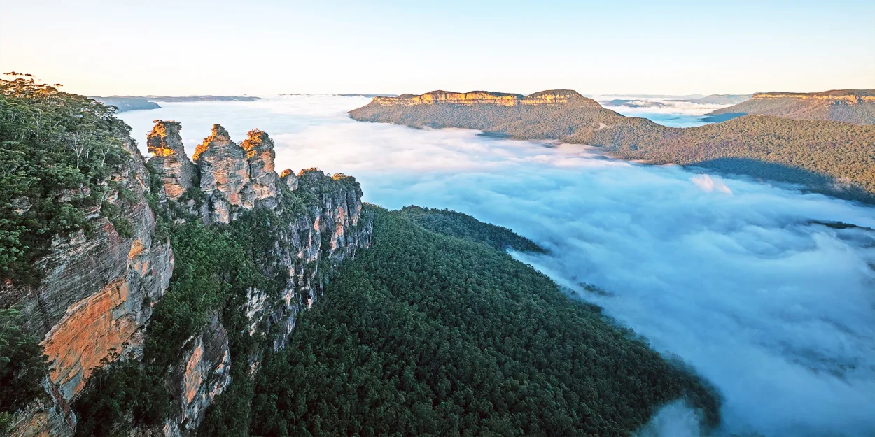 Blue Mountains Day Trip: Walking Tour of Leura Gardens Festival, then Katoomba Scenery, 3 October