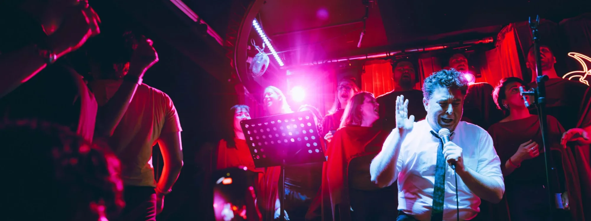 House of Hymns: Karaoke Backed by Choir